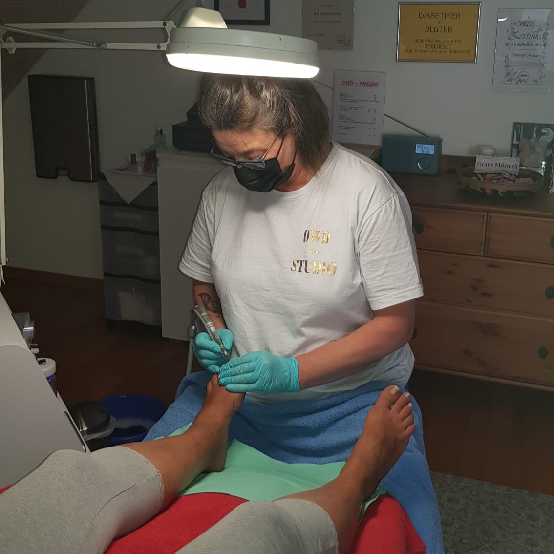 Fusspflege Behandlung 3